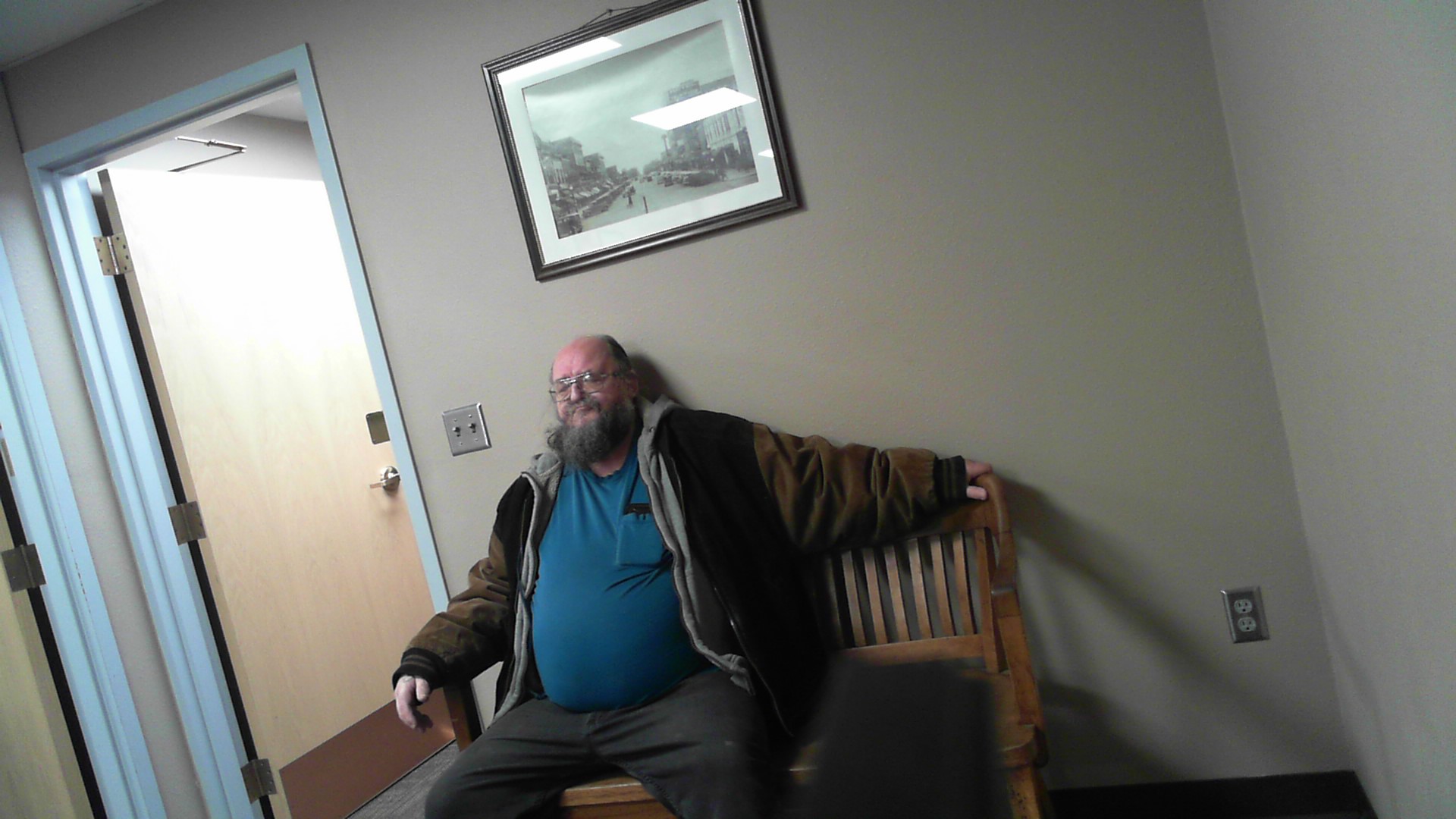 Most recent image of MOE, DALLAS HOWARD